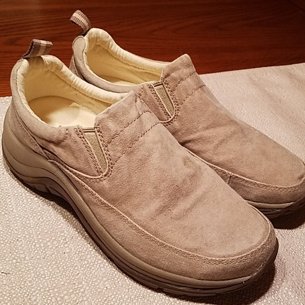 L.L. Bean Sun-washed Canvas Shoe